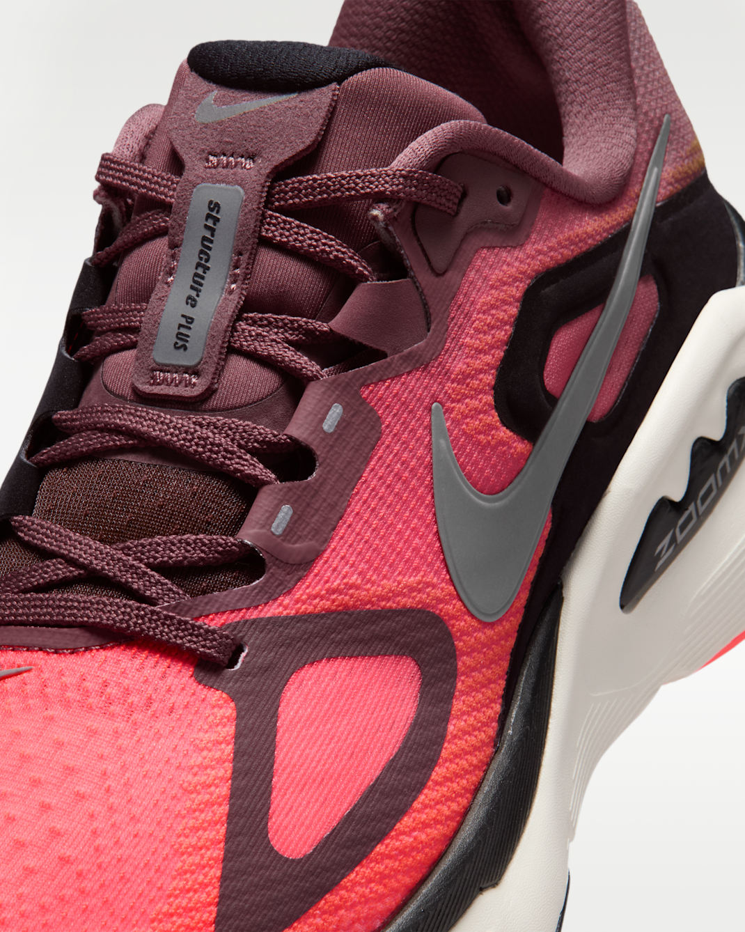 Nike Structure Plus
