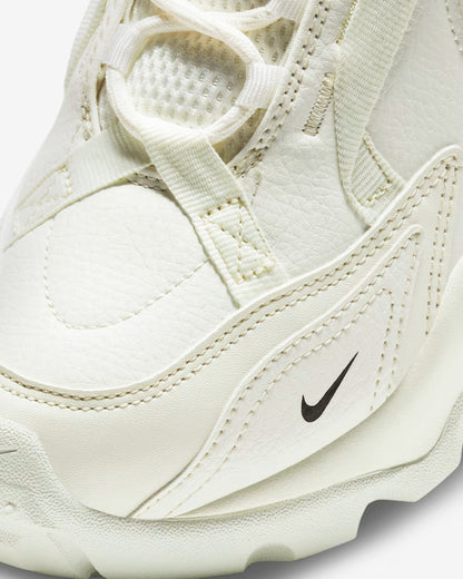 Nike TC 7900