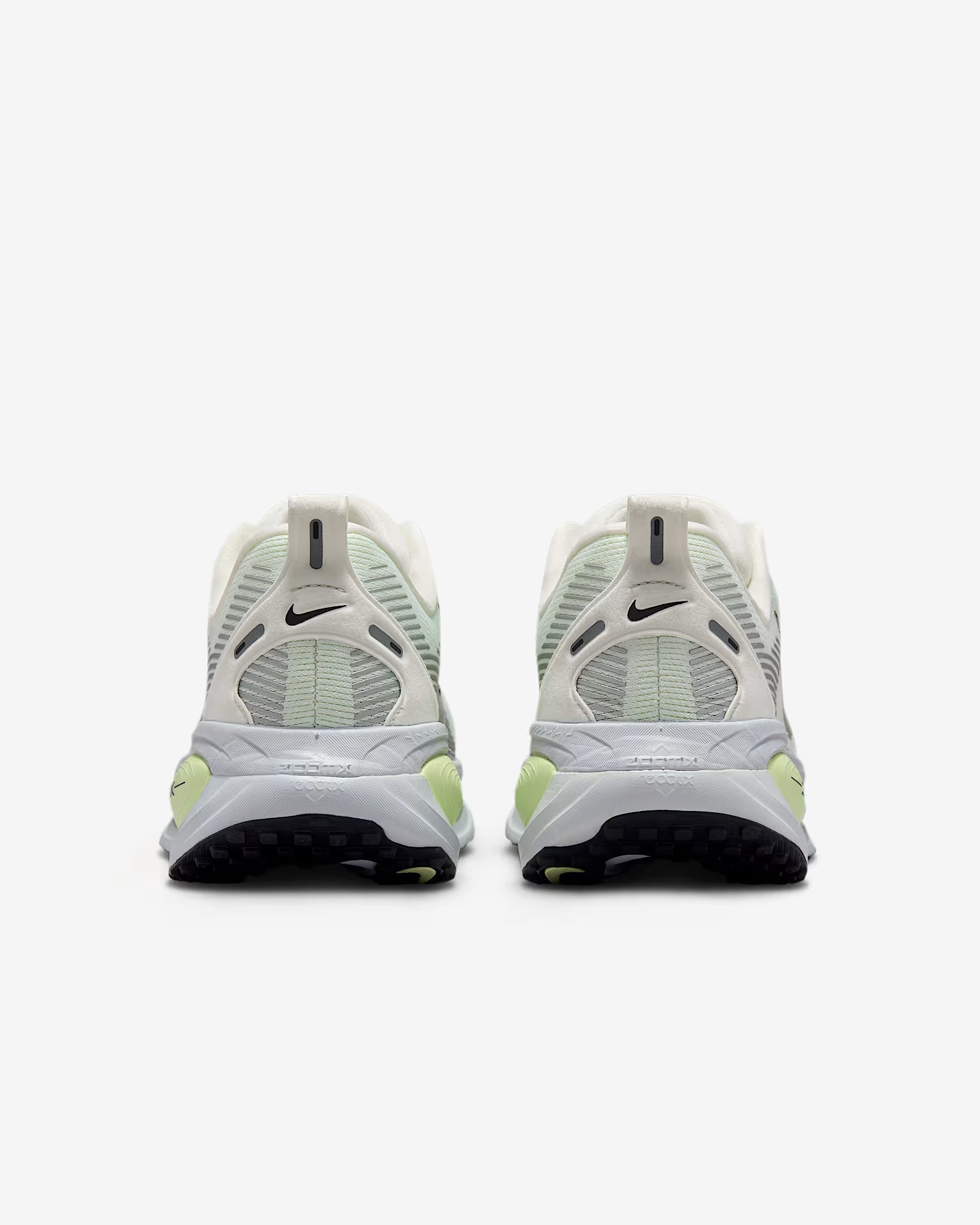 Nike Vomero 18