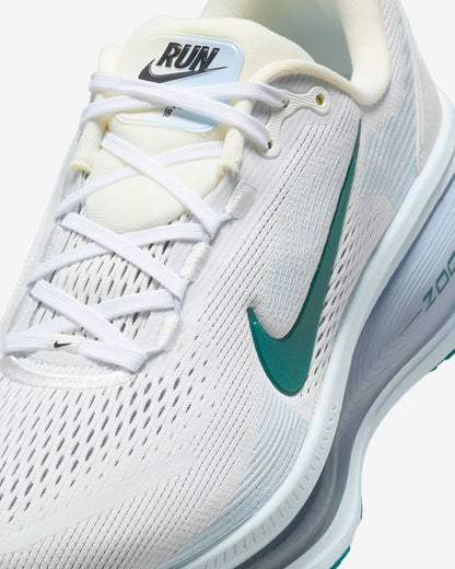 Nike Vomero 18