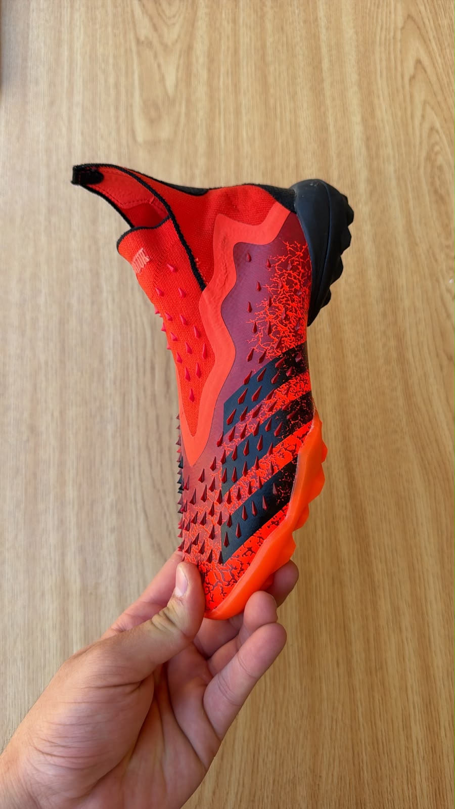 adidas predator freak turf stock