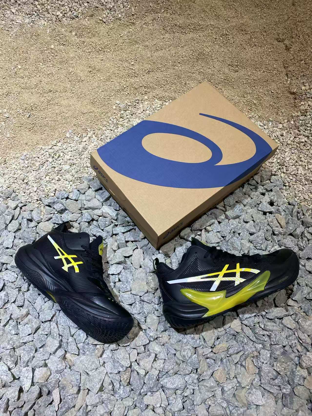 ASICS Men's Metarise 2 Volleyball Shoes