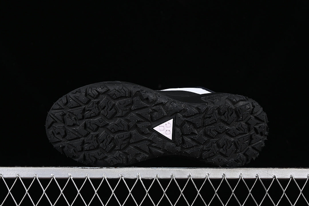 ACG MOUNTAIN FLY 2 LOW SP BLACK/BLACK/WHITE