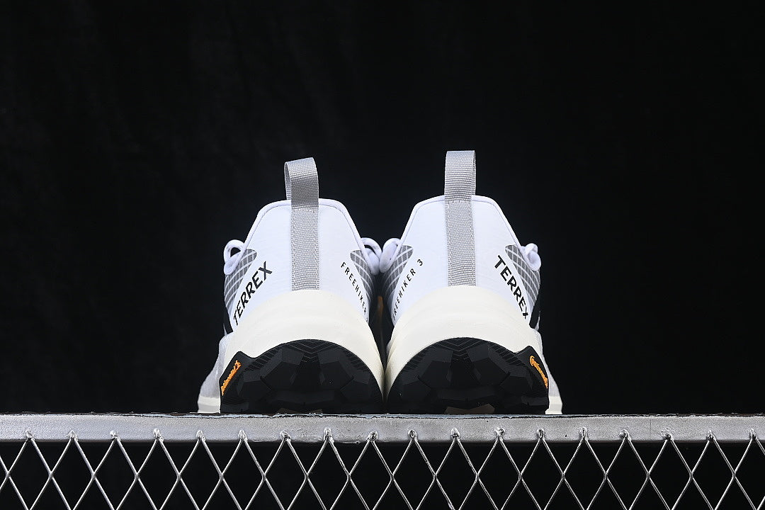 TERREX FREEHIKER 3 LOW GTX CASUAL SHOES WHITE/PURE WHITE