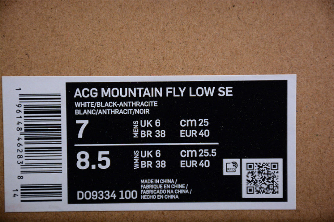 ACG MOUNTAIN FLY LOW SE WHITE/ANTHRACITE/GREY FOG/BLACK