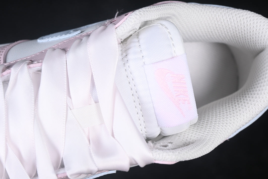 DUNK LOW CASUAL SNEAKERS LIGHT PINK/PINK