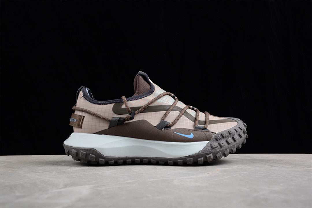 ACG MOUNTAIN FLY LOW SE IRONSTONE/LIGHT IRON ORE/LIGHT BONE/MALT
