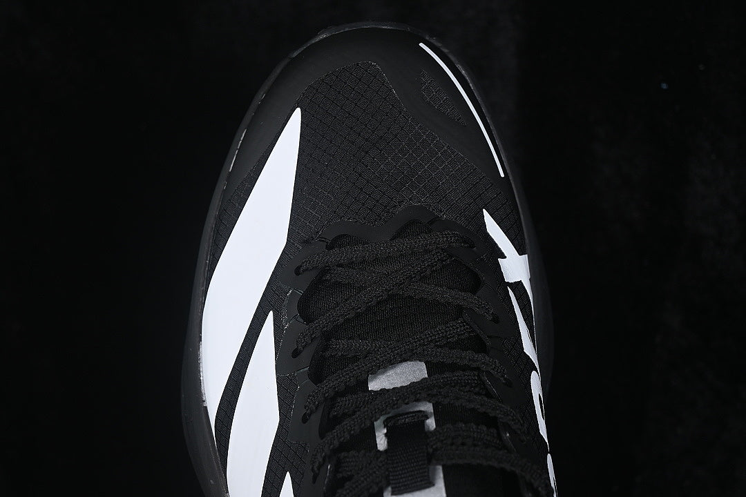 TERREX AGRAVIC 4 RUNNING SHOES BLACK/WHITE