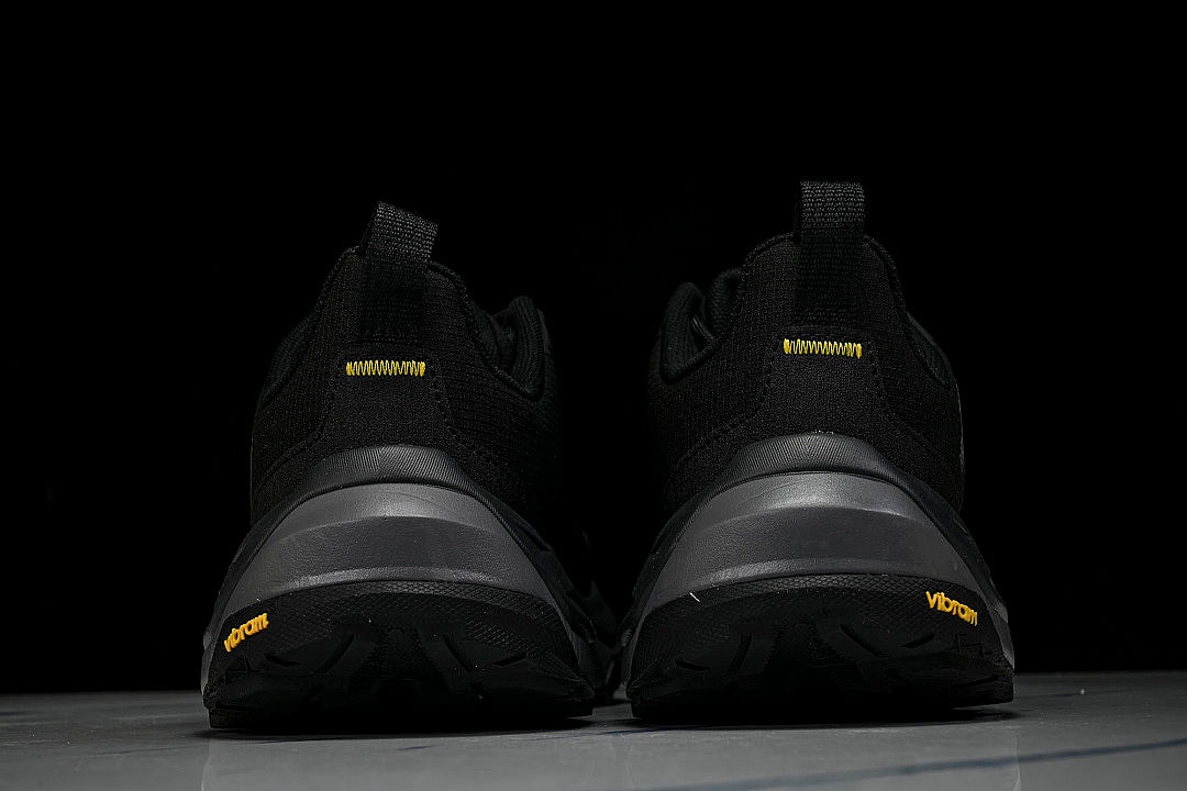EFASTPACK ULTRA GORE-TEX BLACK/BLACK/BLACK