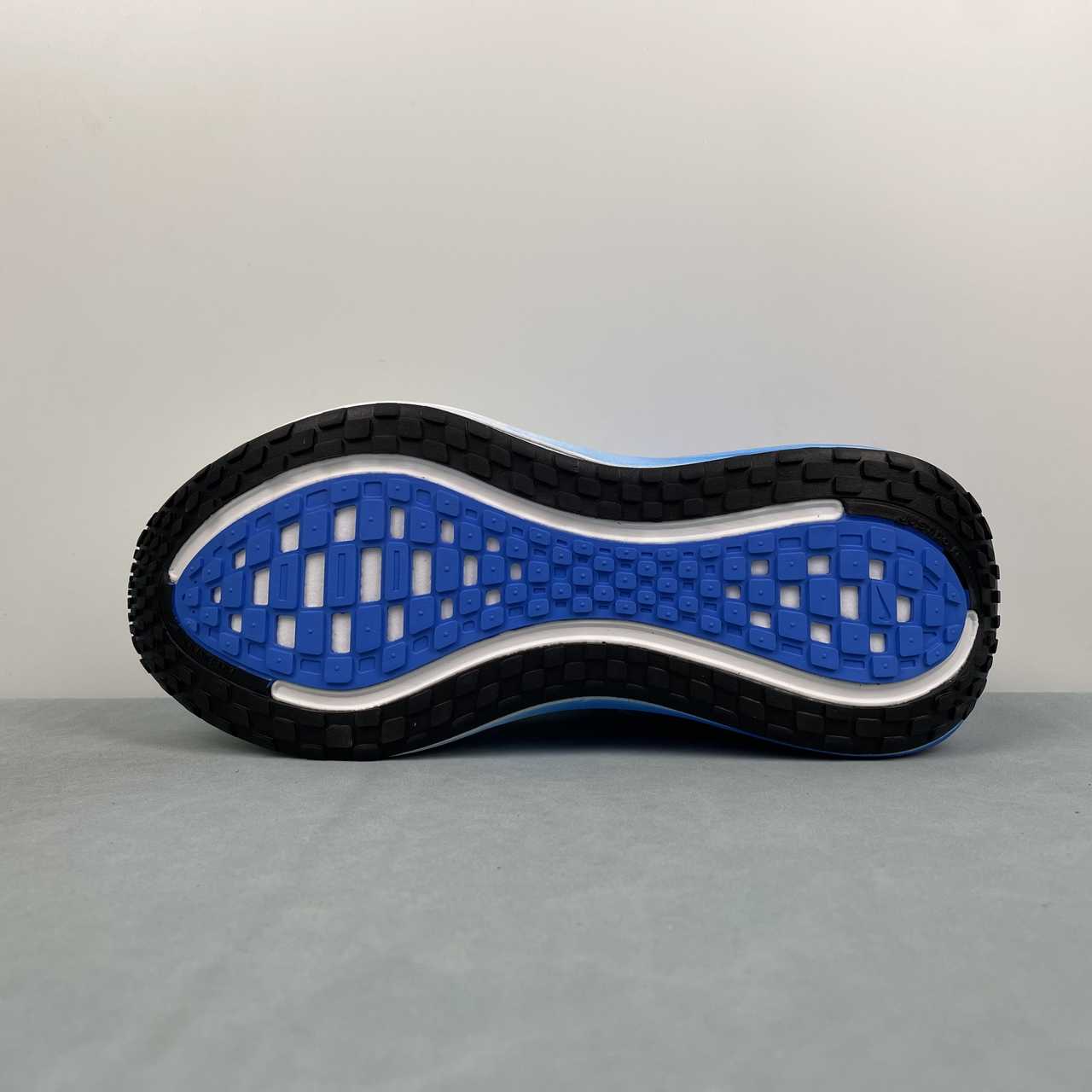 Nike Zoom Vomero PLUS 35-46