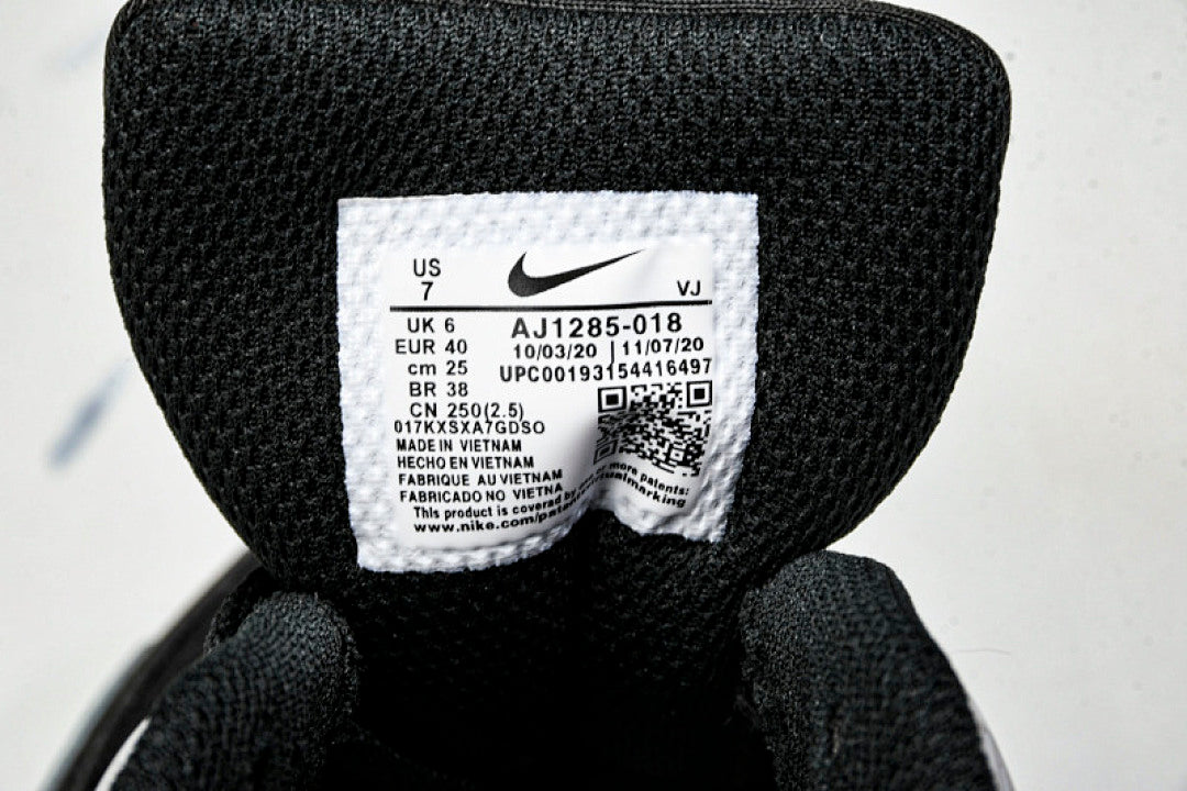 AJ1285-018 AIR MAX 90 BLACK/COOL GREY-ANTHRACITE-WHITE
