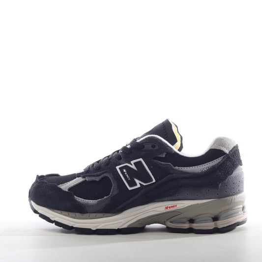 New Balance 2002R