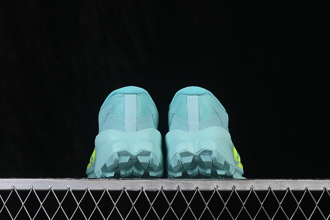 TERREX AGRAVIC SOLE-BOOSTING RUNNING SHOES BLUE/GREEN/BLUE
