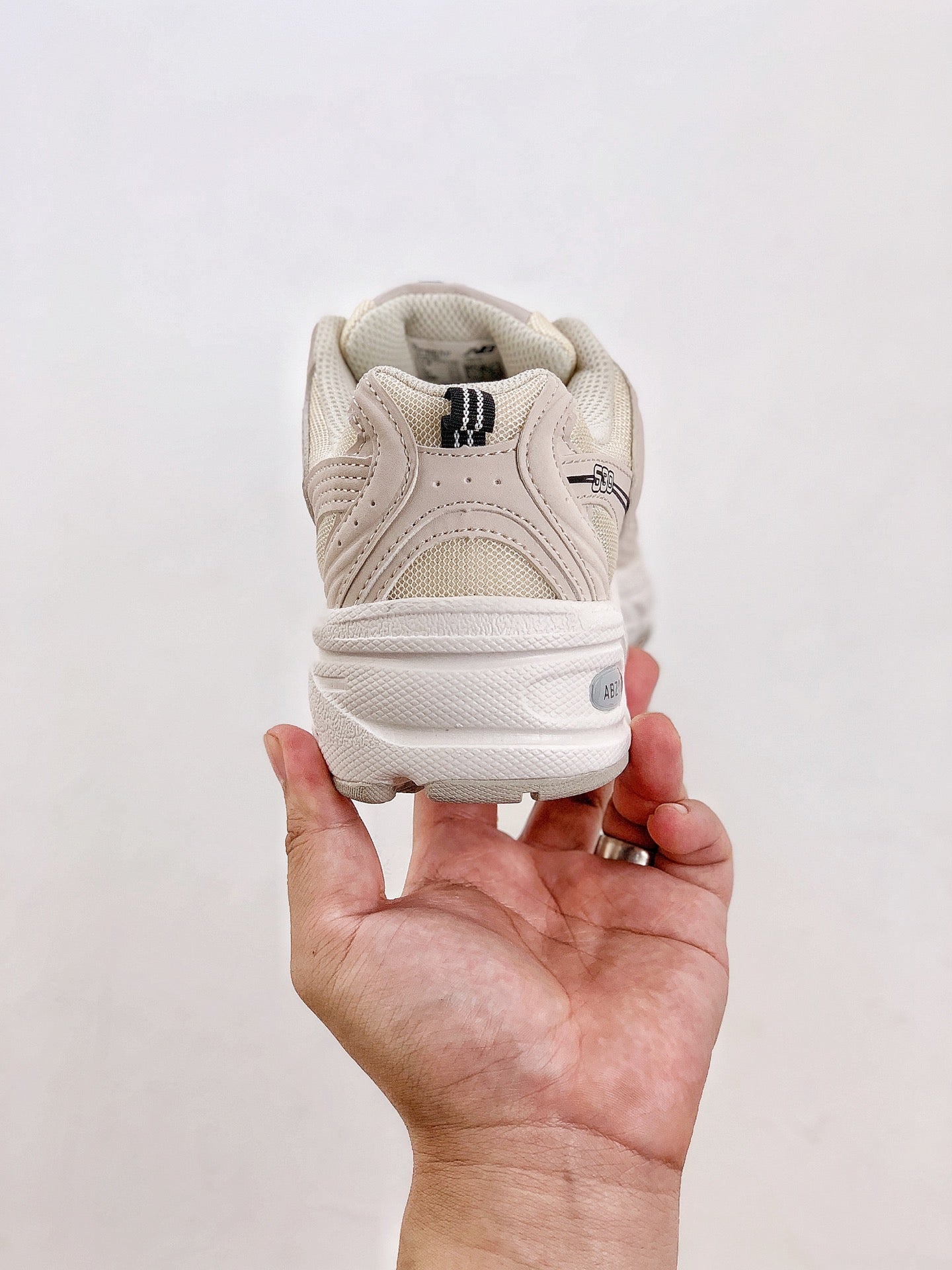 New Balance 530 Vory