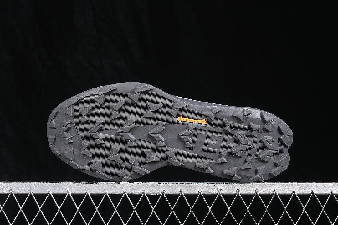 TERREX AGRAVIC TT GREY TWO/CLOUD WHITE/REFLECTIVE SILVER