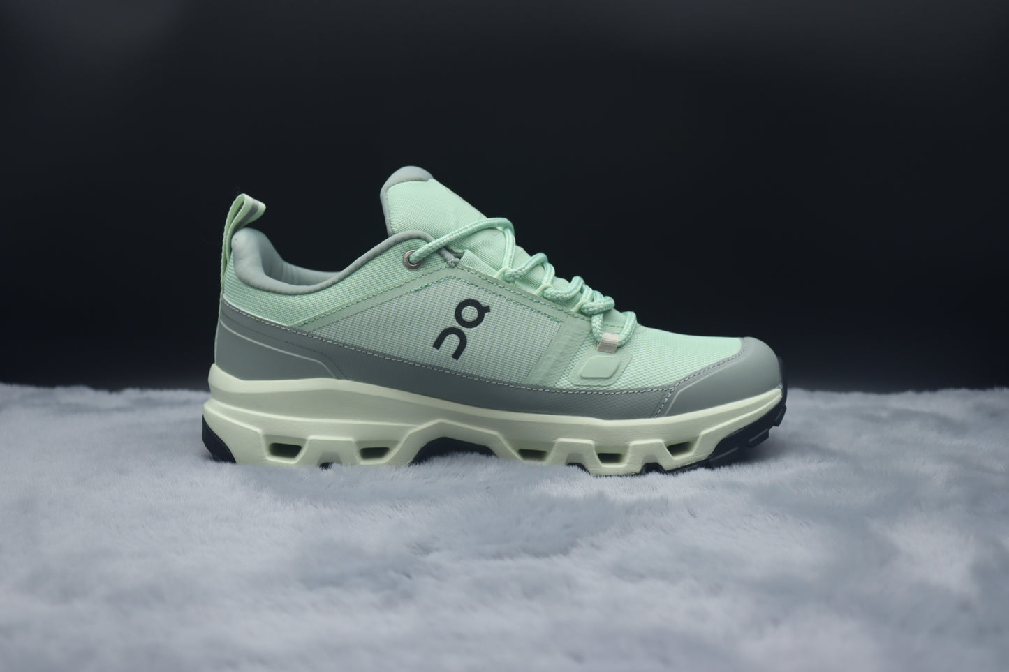 ONCLOUD ROCK LOW WATER PROOF
