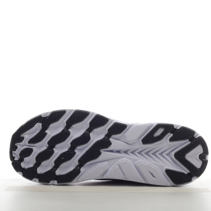 HOKA ONE ONE Clifton 8