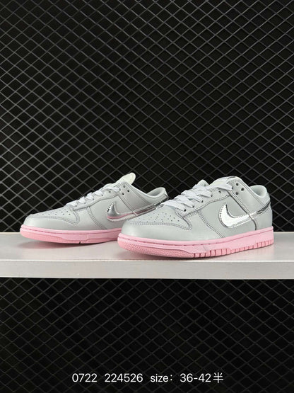 3 224 Year of the Dragon exclusive color matching, Nike sb Dunk Low LX” dunk series low-top casual sports skateboard shoes Item number: HM3698-6 Code: 22426 Size: 36～42 and a half Details