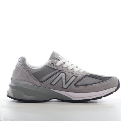 New Balance NB990