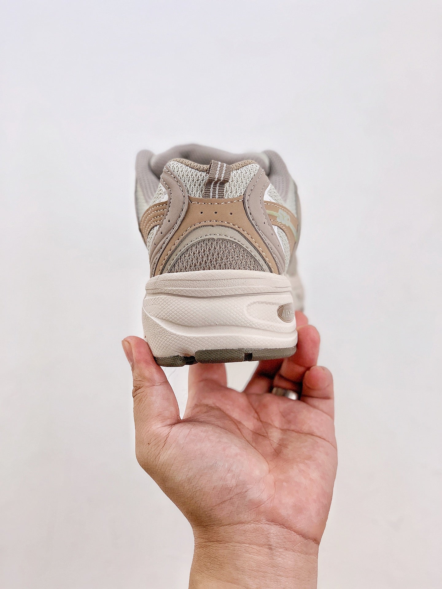New Balance 530 beige&Brown