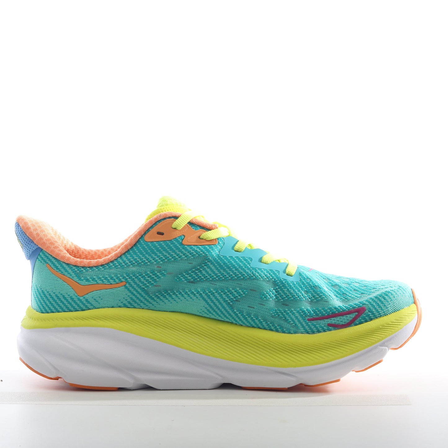Hoka One One Clifton 9