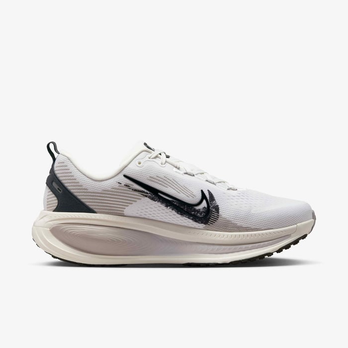 Nike Vomero 18