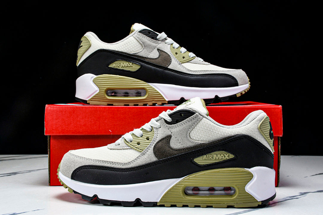 DM0029-011 AIR MAX 90 RETRO AIR CUSHIONED RUNNING SHOES BLACK/WHITE/TEA GREEN