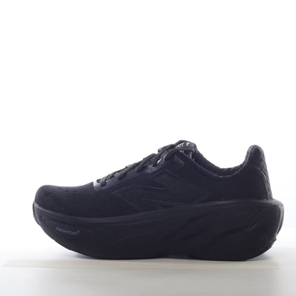 New Balance FuelCell Rebel V4