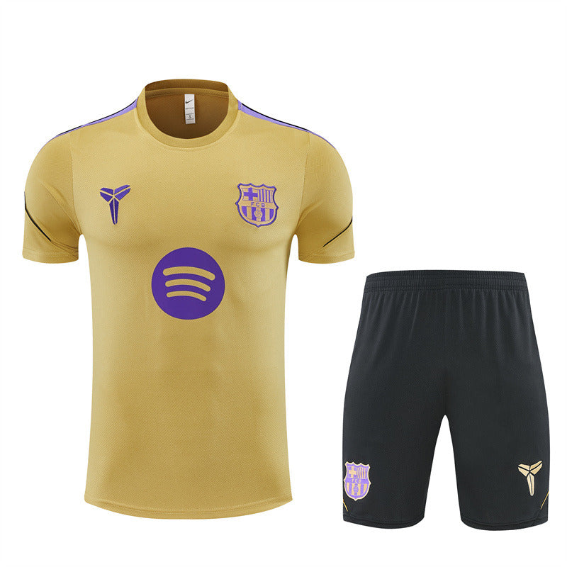 Barcelona 26/27 Training Set - Gold (Collab)