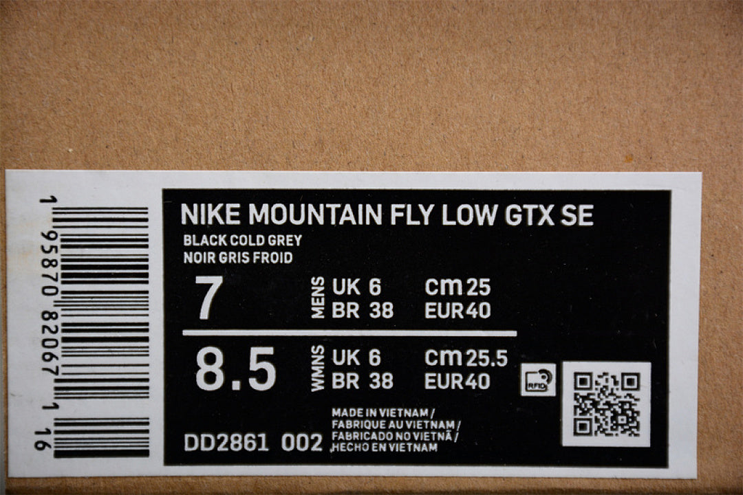 ACG MOUNTALN FLY LOW GTX SE BLACK/BLACK/WHITE