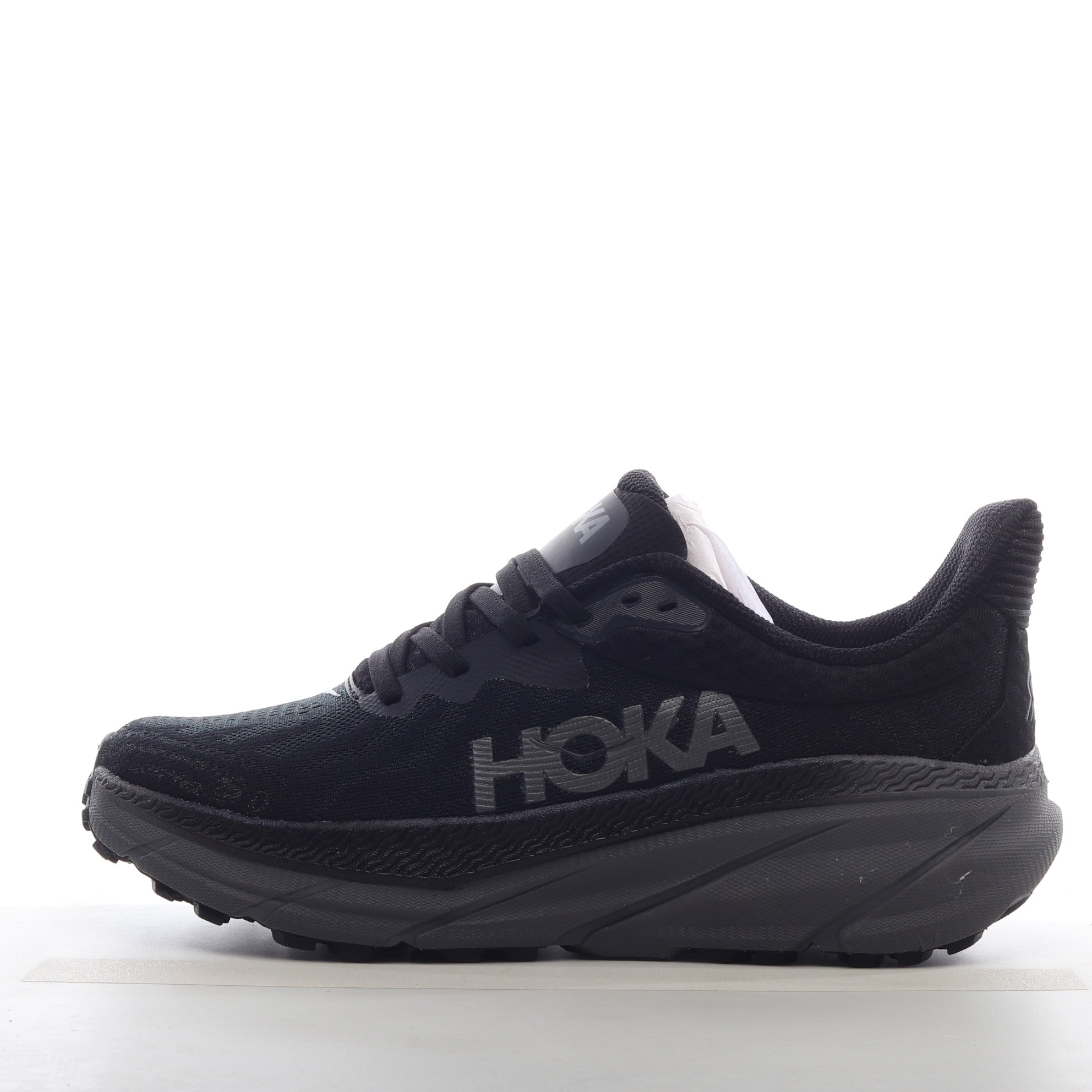 HOKA ONE ONE Challenger ART 7