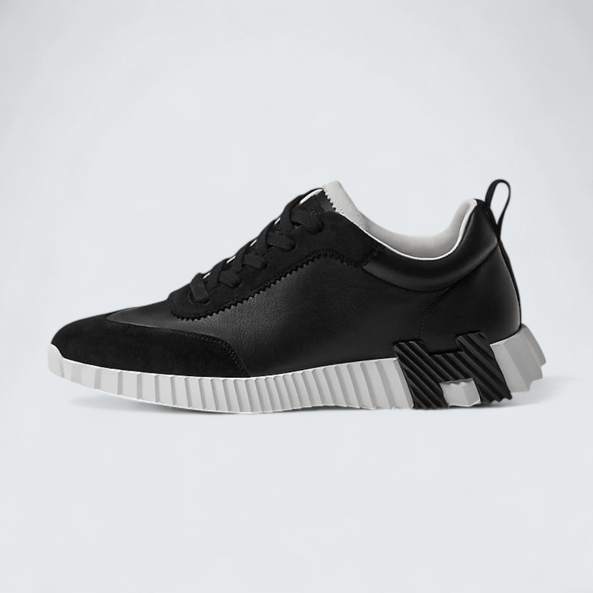 Bouncing ‘Noir Blanc’