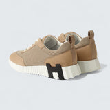 Bouncing 'Beige Camel'