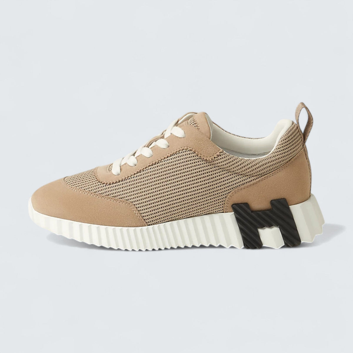 Bouncing 'Beige Camel'