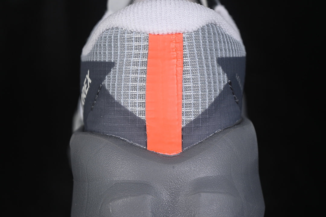 TERREX AGRAVIC TT GREY TWO/CLOUD WHITE/REFLECTIVE SILVER