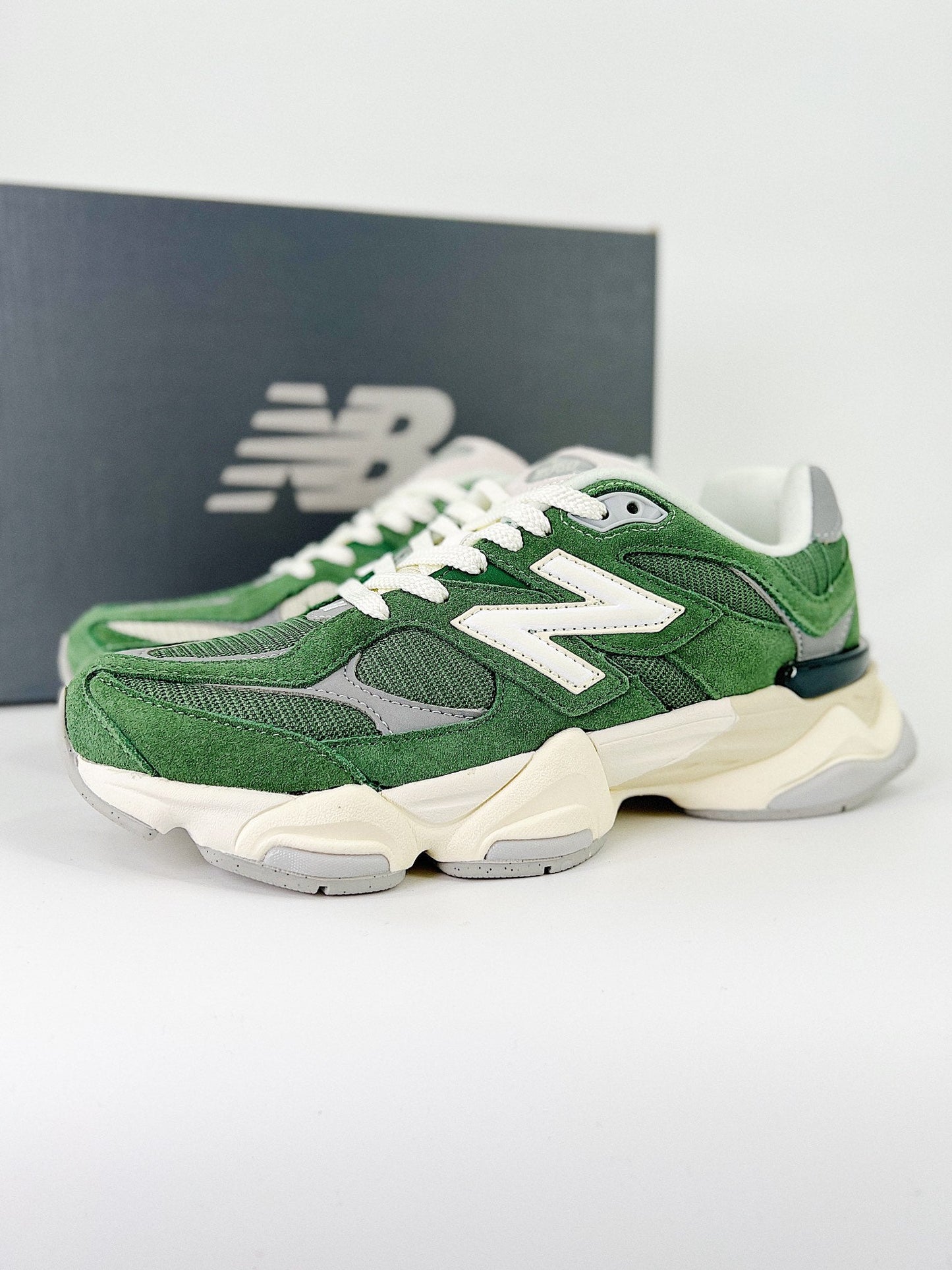 New Balance NB 9060 Nori