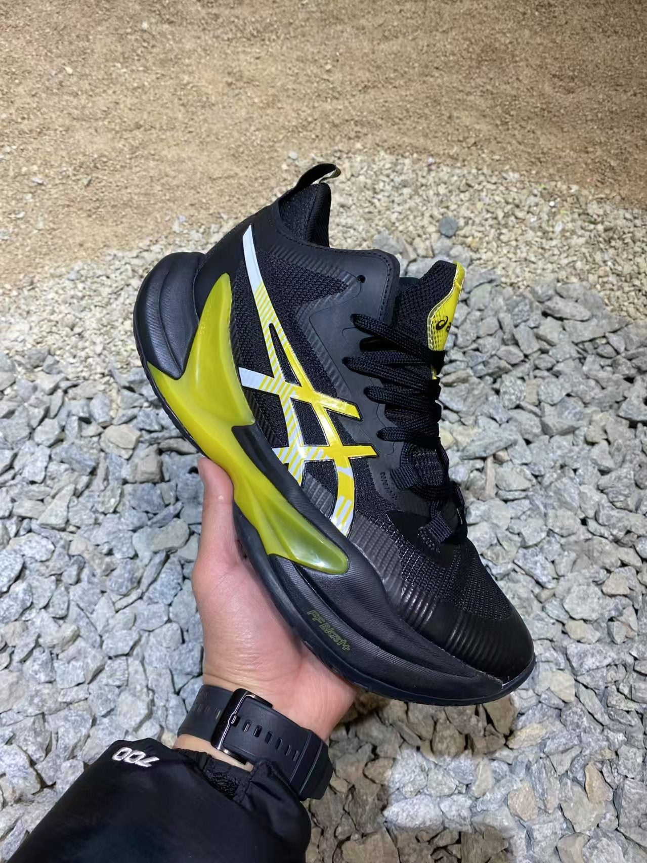 ASICS Men's Metarise 2 Volleyball Shoes