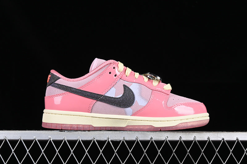 DUNK LOW LX BARBIE PINK FOAM/PALE VANILLA/BLACK/LOTUS PINK