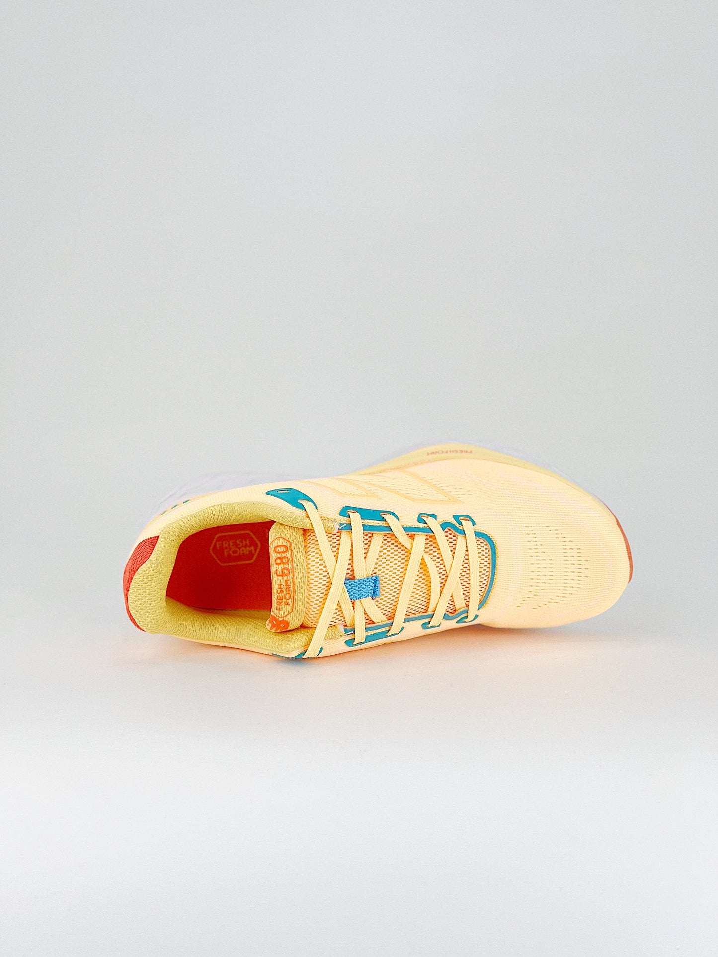 New Balance Fresh Foam X W680CL8