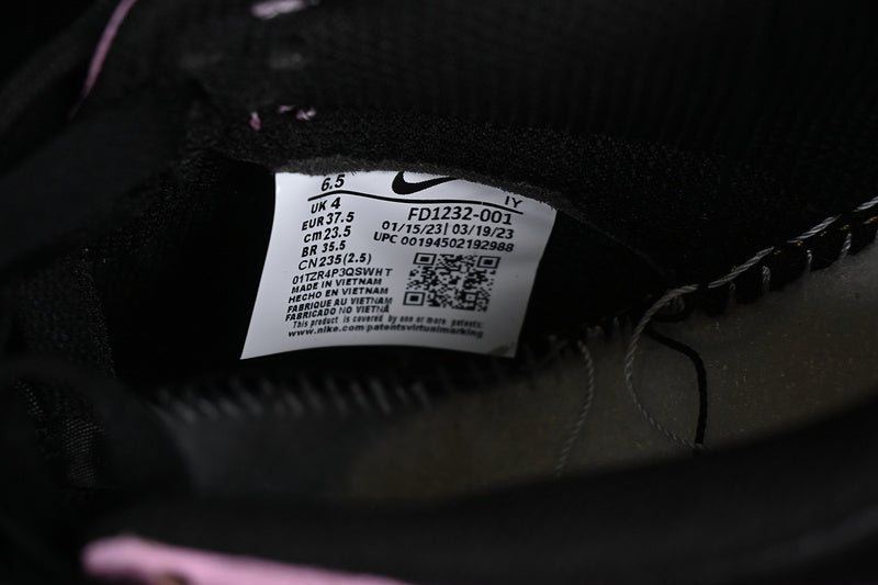 【330】[FD1232-001]-[SB DUNK LOW BLACK/PINK]-[WOMAN:35.5-40]