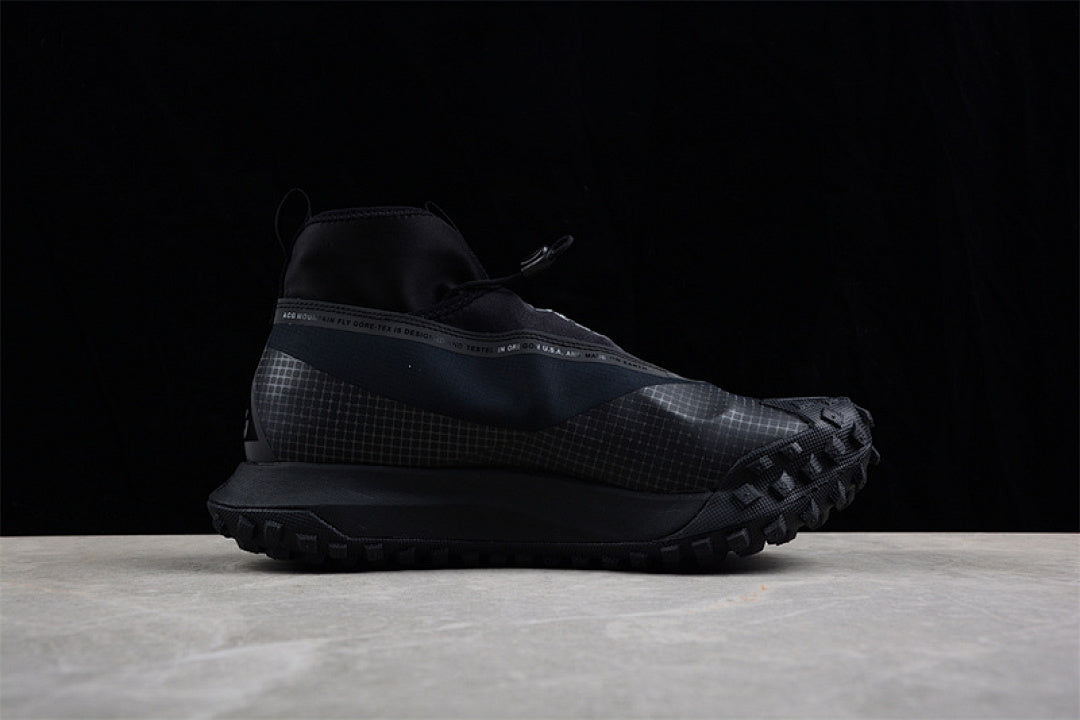 ACG MOUNTAIN FLY GORE-TEX BLACK/DARK GREY-BLACK