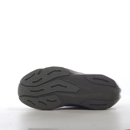 New Balance FuelCell Rebel V4