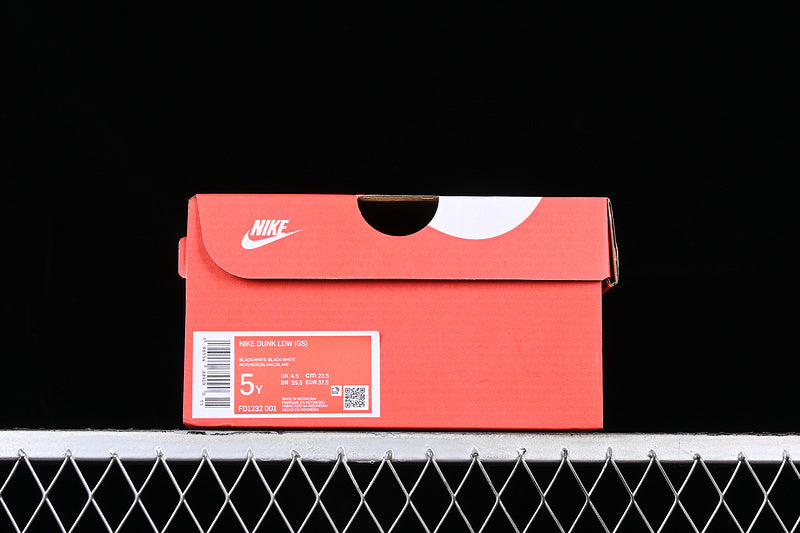 【330】[FD1232-001]-[DUNK LOW SB BLACK/PURPLE]-[WOMAN:35.5-40]