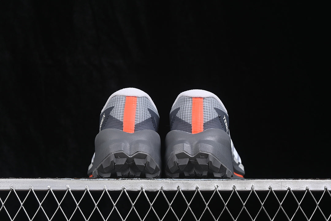 TERREX AGRAVIC TT GREY TWO/CLOUD WHITE/REFLECTIVE SILVER