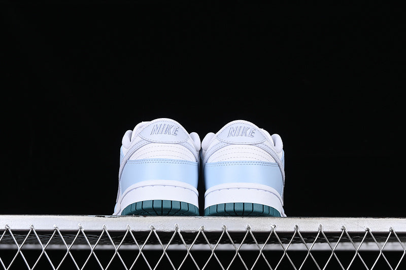 【300】[FD9911-101]-[SB DUNK LOW WHITE/BLUE]-[WOMAN:35.5-40]