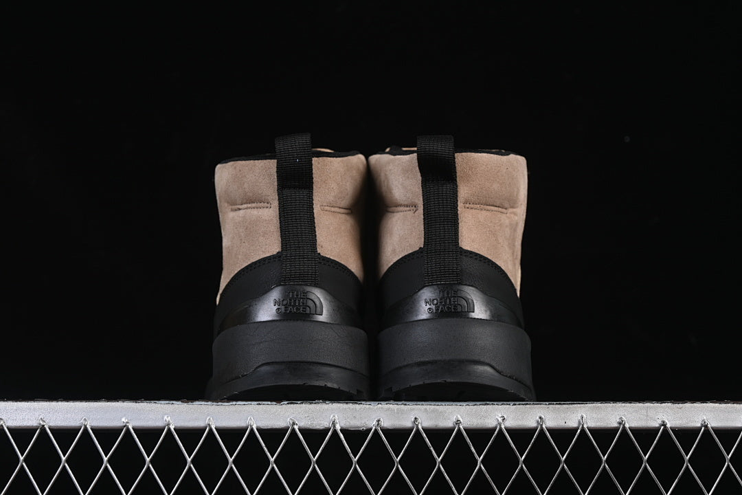 THE NORTH FACE WATER PROOF SHOESES