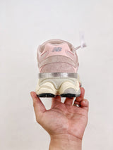 New Balance NB 9060 Pink