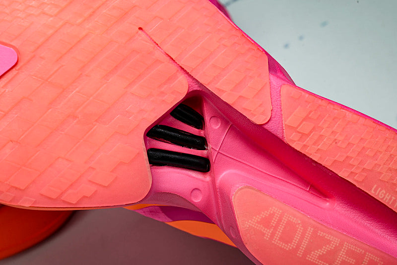 KJ3062 ADIZERO ADIOS 4 M LOW-TOP RUNNING SHOES PINK/ORANGE/PINK