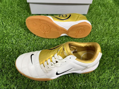 NIKE T90 IC 39-45