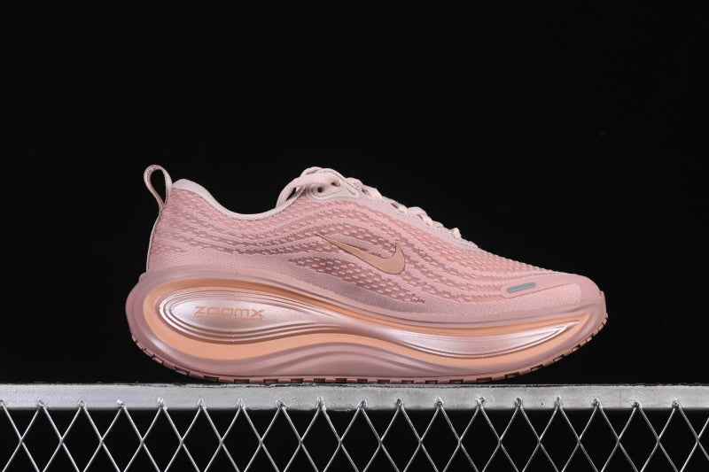 NIKE VOMERO PLUS ZOOM X PINK/ROSE GOLD/SILT RED